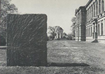 Ein Granitblock... documenta 7, III (1982) 