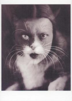 Io + gatto. Ich mit Katze. Cat and I. Moi et le chat, 1932 