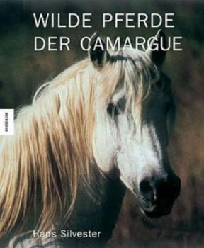 Wilde Pferde der Camargue. 